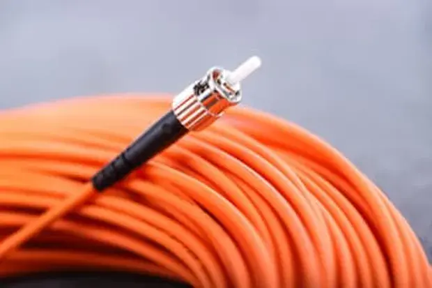 orange-fibre-optic-cable1